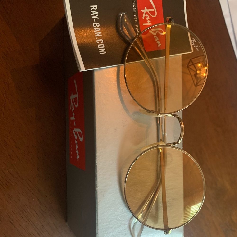 70’s vibes Ray Ban Sunglasses